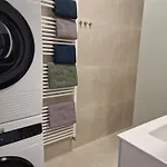 شقة Old Town - 2 Bedrooms, Self Check-in براتسيلافا