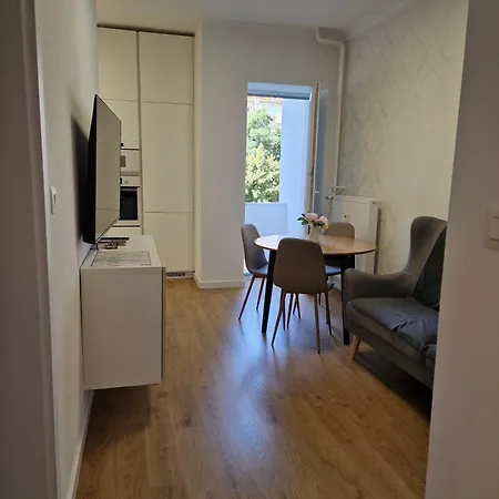 Apartment Old Town - 2 Bedrooms, Self Check-in Pressburg