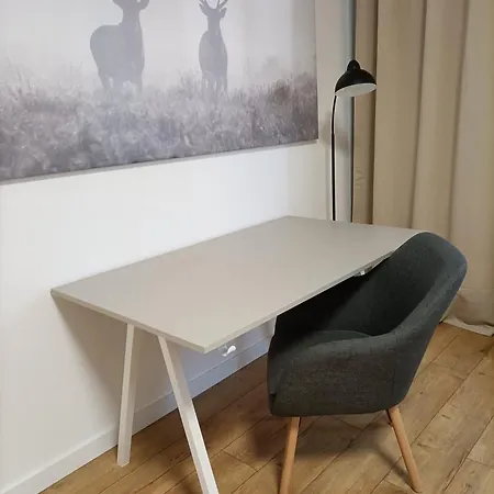 Old Town - 2 Bedrooms, Self Check-in * Bratysława