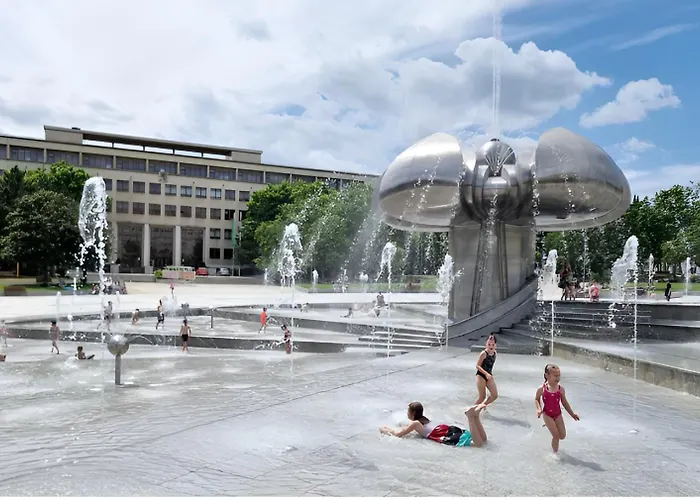 Apartament Old Town - 2 Bedrooms, Self Check-in Bratislava