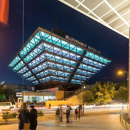 Old Town - 2 Bedrooms, Self Check-in *