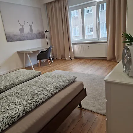 Old Town - 2 Bedrooms, Self Check-in ברטיסלאבה
