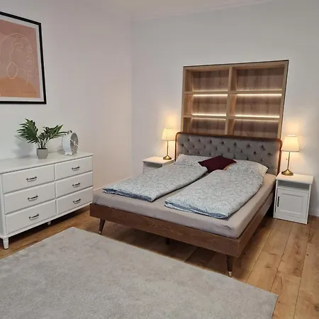 דירה Old Town - 2 Bedrooms, Self Check-in ברטיסלאבה