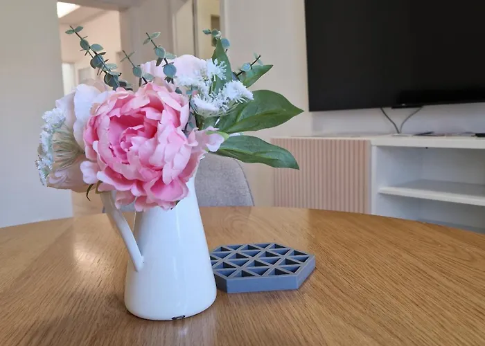 Old Town - 2 Bedrooms, Self Check-in *