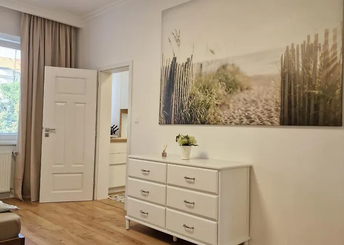 Old Town - 2 Bedrooms, Self Check-in Lägenhet *