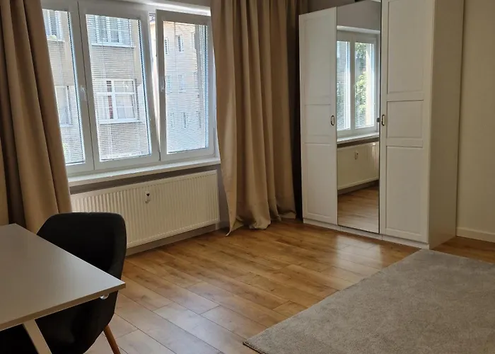 Old Town - 2 Bedrooms, Self Check-in Lägenhet